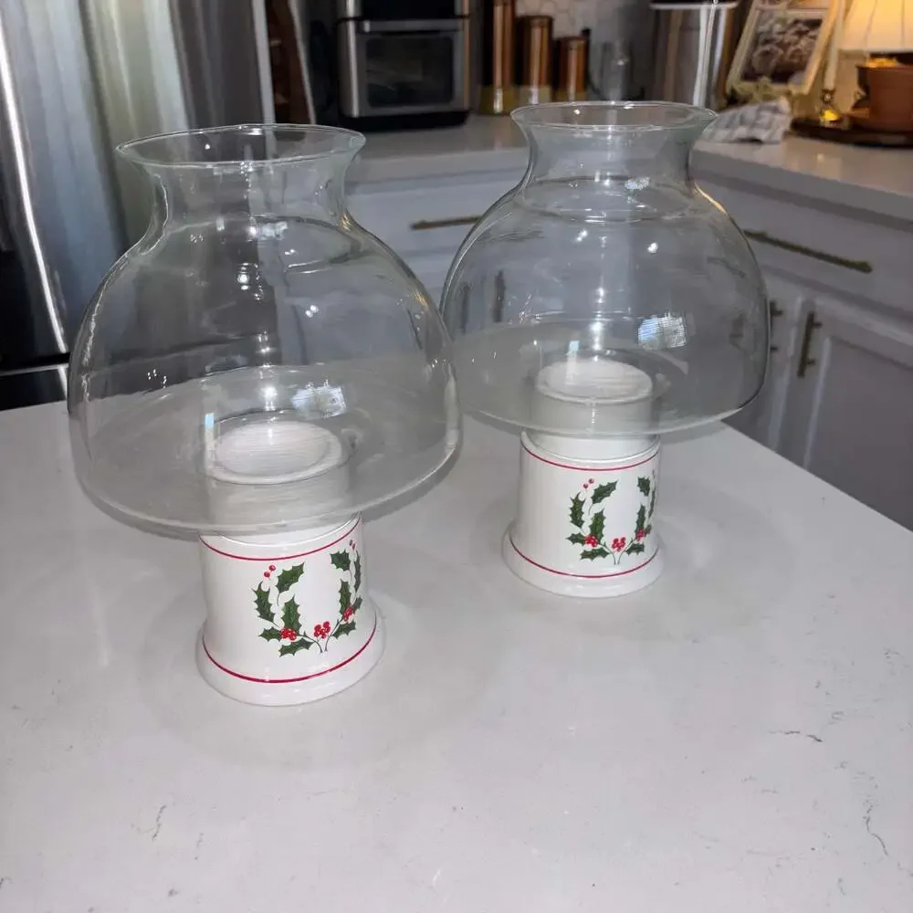 Vintage Classique Christmas Hurricane Lamp Jay Import Co Japan 14-7979